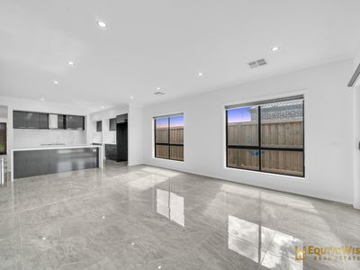 3 Akron Street, Manor Lakes