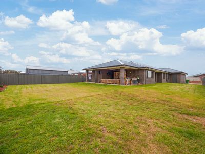 190 Forest Dr, Thurgoona
