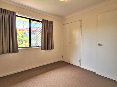 33 Carnaby Street, Macgregor