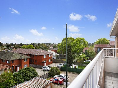 9 / 2 Shadforth Street, Wiley Park