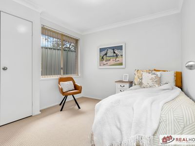 7 Barron Field Drive, Glenmore Park