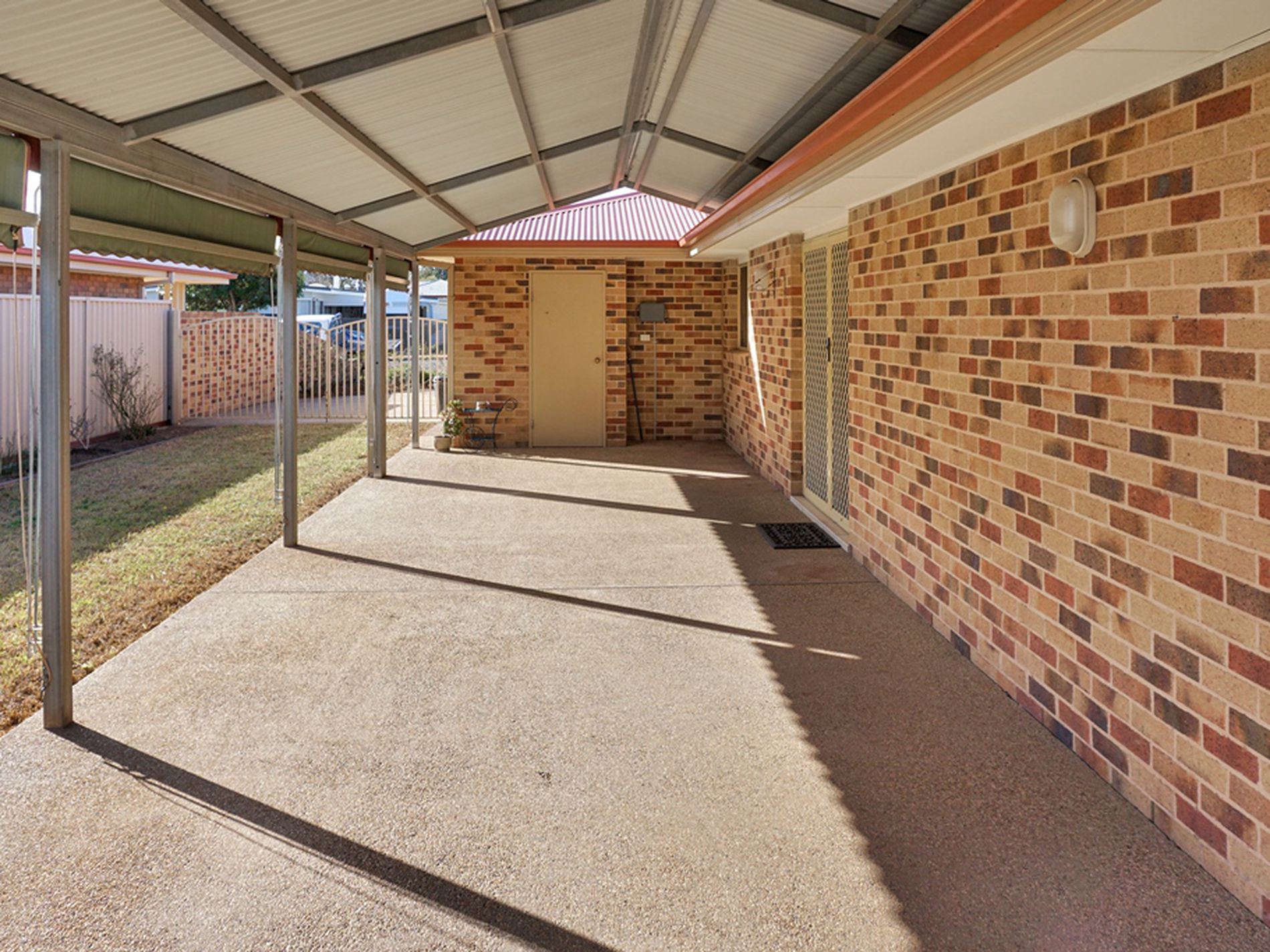 8 Broad Lane, West Wyalong