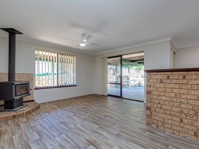 1 Newquay Close, Yanchep