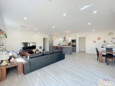 8a Yale Road, Thornlie