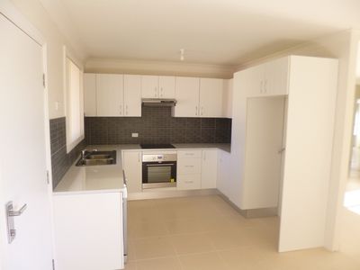 20 The Esplanade, Oak Flats