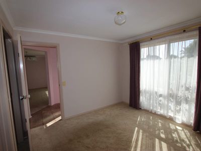 13 Stefania Mews, Whittington