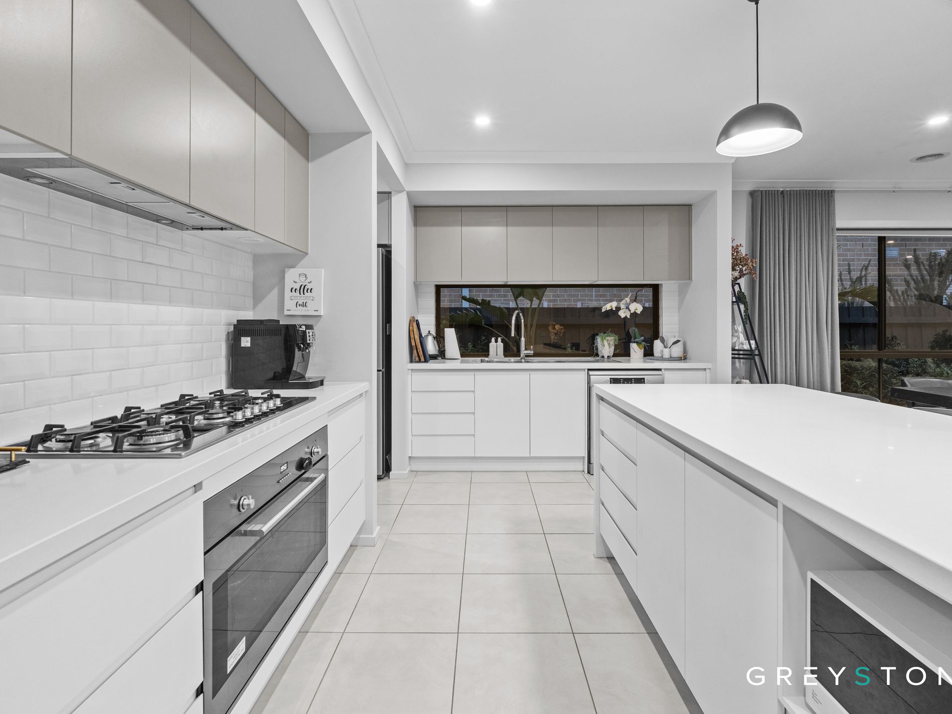 18 Cascade Drive, Aintree