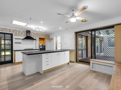 8 Sandpiper Place, Frankston