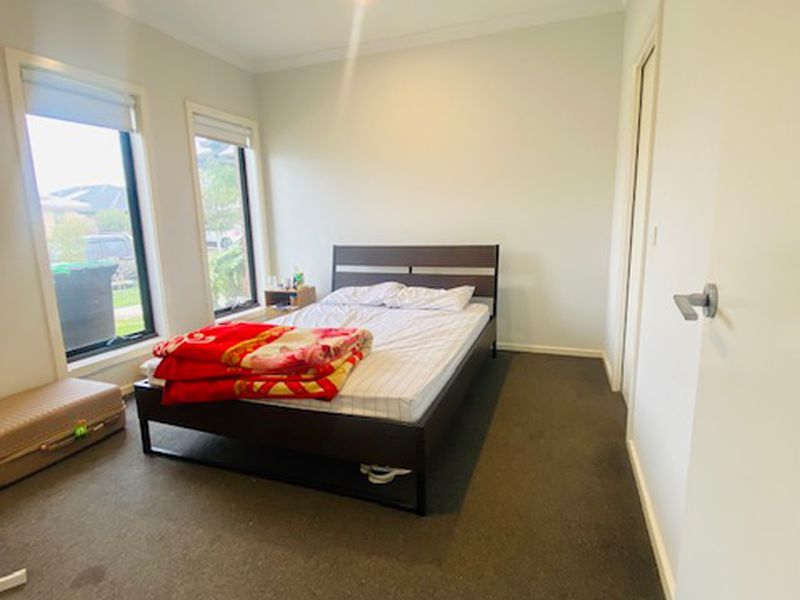 23 Chromite Circuit, Weir Views