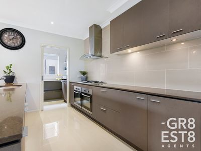 1 Fortuna Crescent, Cranbourne West