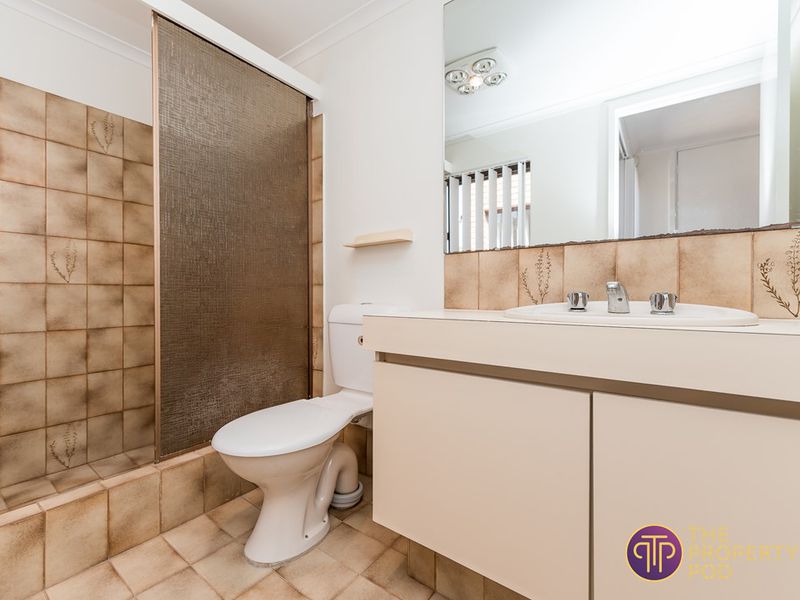 12 Mercer Road, Riverton