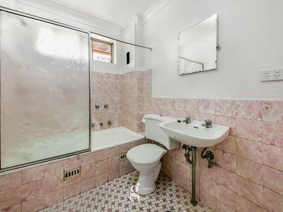 10 / 16A Meadow Crescent, Meadowbank