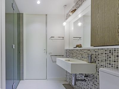 417 / 74 Queens Road, Melbourne