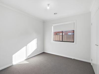 24 Sandalwood Street, Wangaratta