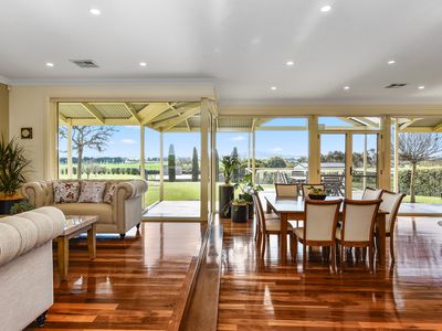 212 Wynham Road, Moorak