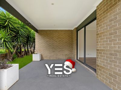 27 Ogle Way, Cranbourne North