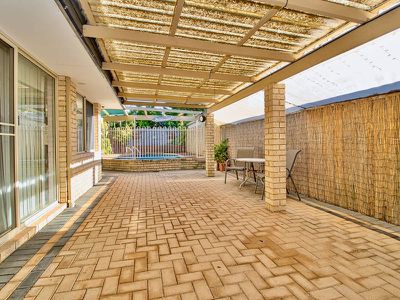 28 Round Hill Drive , Port Kennedy