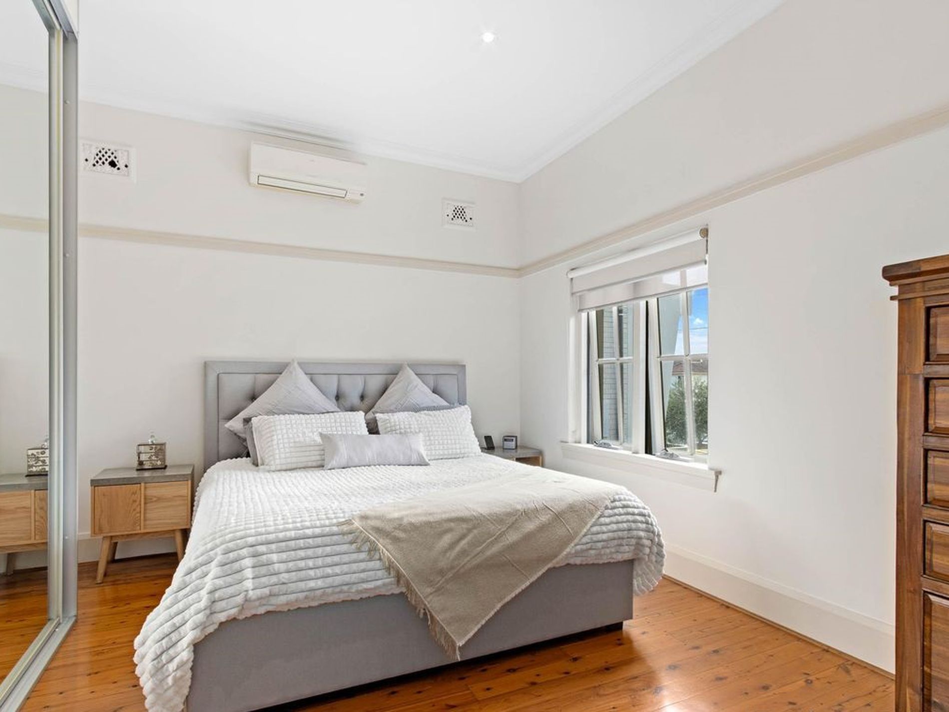 15 Kenyon Road, Bexley