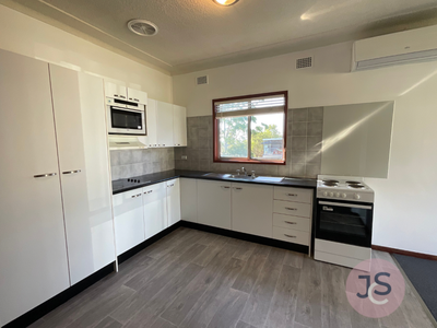 16 Lutana Street, Edgeworth