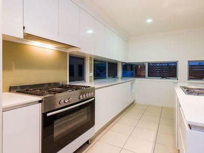 11 Cherry Court, Coomera