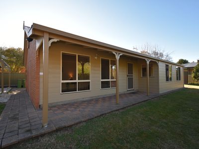 3 PEACH DRIVE, Beechworth