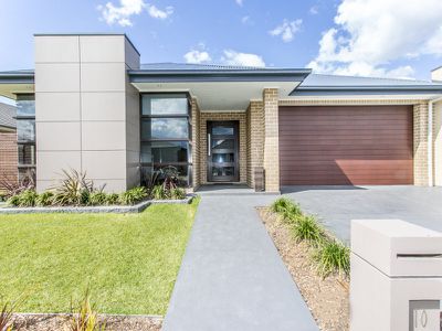 10 Illoura Way, Jordan Springs