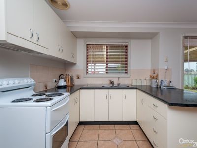 20 Sunset Way, Dubbo