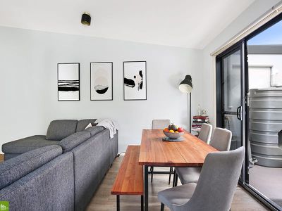 4 / 1 Hingston Close, Lake Heights