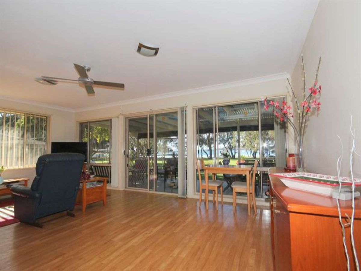 22 Tanilba Ave, Tanilba Bay, Tanilba Bay - Thumbnail 3