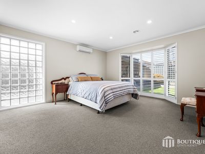 15 Sherwood Crescent, Dandenong North