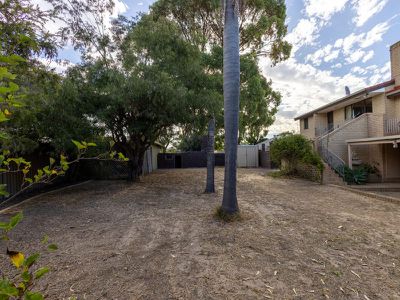 25 Liverpool Street , Shoalwater