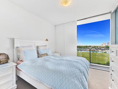 3902 / 25 East Quay Drive, Biggera Waters