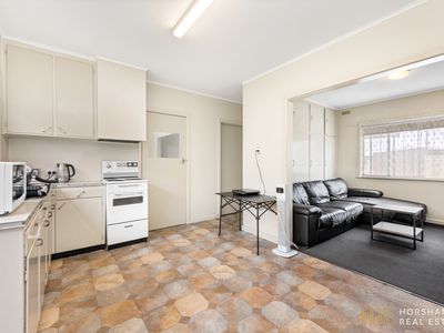 1 4 / 9 Burgess Street, Horsham