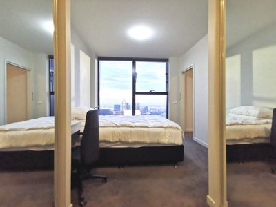 6404 / 568 Collins Street, Melbourne