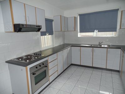 2 Sullivan Avenue, Lurnea