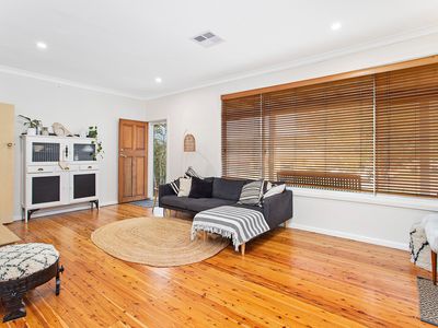 22 Parkes Street, Oak Flats
