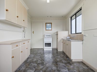 9 Duke Avenue, George Town