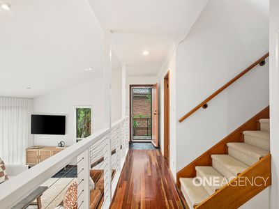 1 Sheringa Grove, Cordeaux Heights