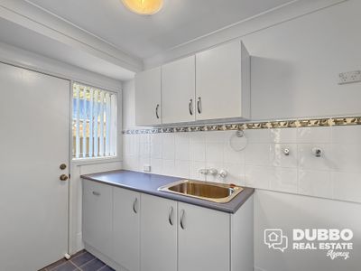 5 Cypress Point Drive, Dubbo