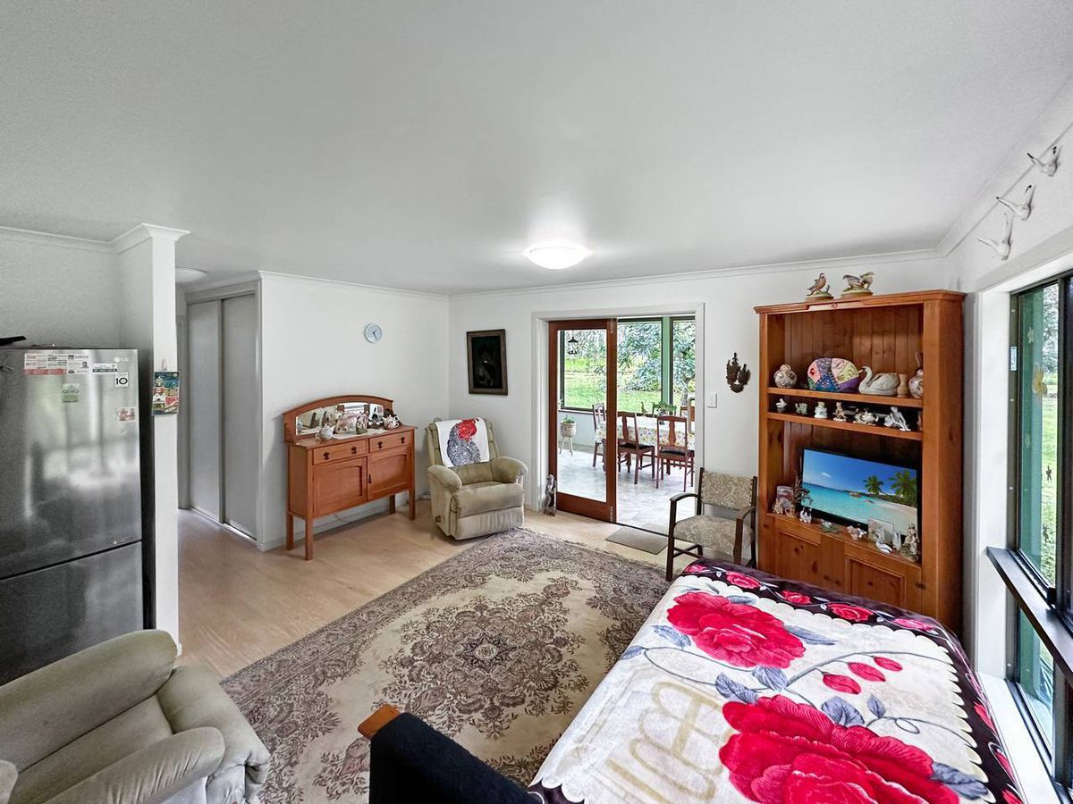 24 Willetts Road, Atherton
