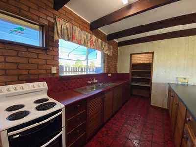 8 Picnic Street, Pialba