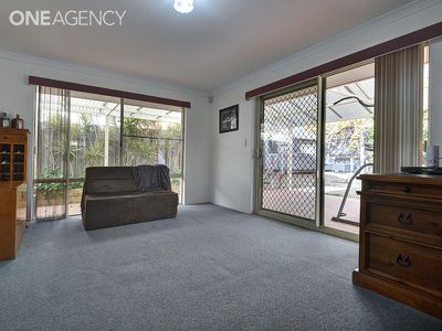 12 Domeney Place, Landsdale