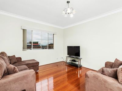 11 / 37 Angelo Street, Burwood