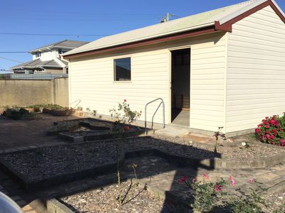 1 Kotari Parade, Lake Illawarra
