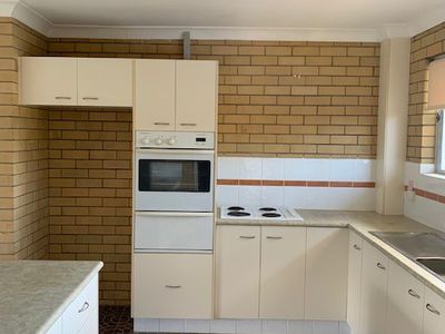 4 / 41 Madang Crescent, Runaway Bay