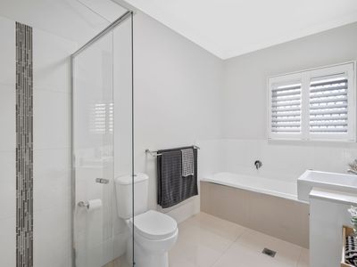 19 / 44 Scoparia Drive, Brookwater