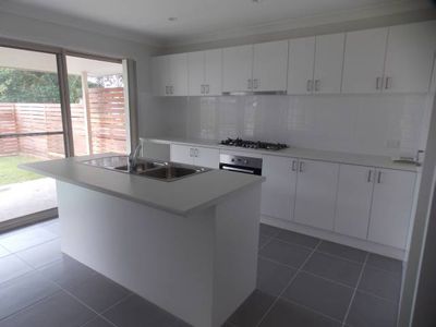 2-5A Jaques Street, Ourimbah