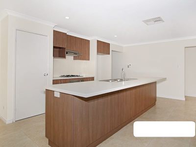 86 Touchstone Dr, Dawesville