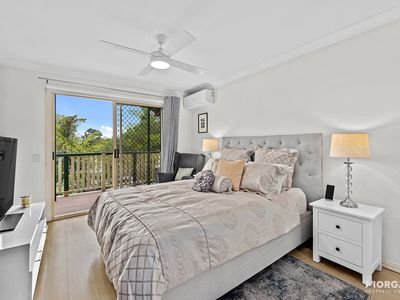 2 / 9 Nicholson Street, Greenslopes