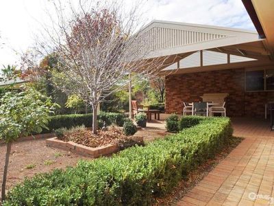 61 Cormorant Crescent, Dubbo